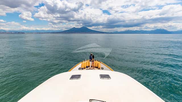 SHANGRA yacht charter photo 3