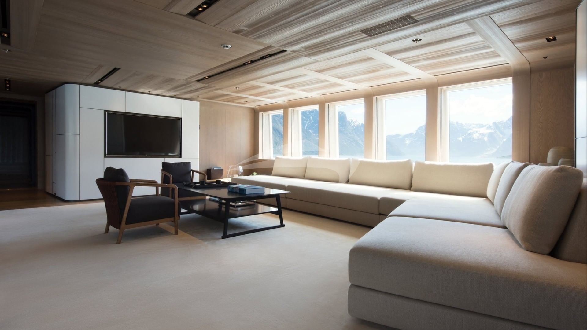 Upper Deck - Sky Lounge 3