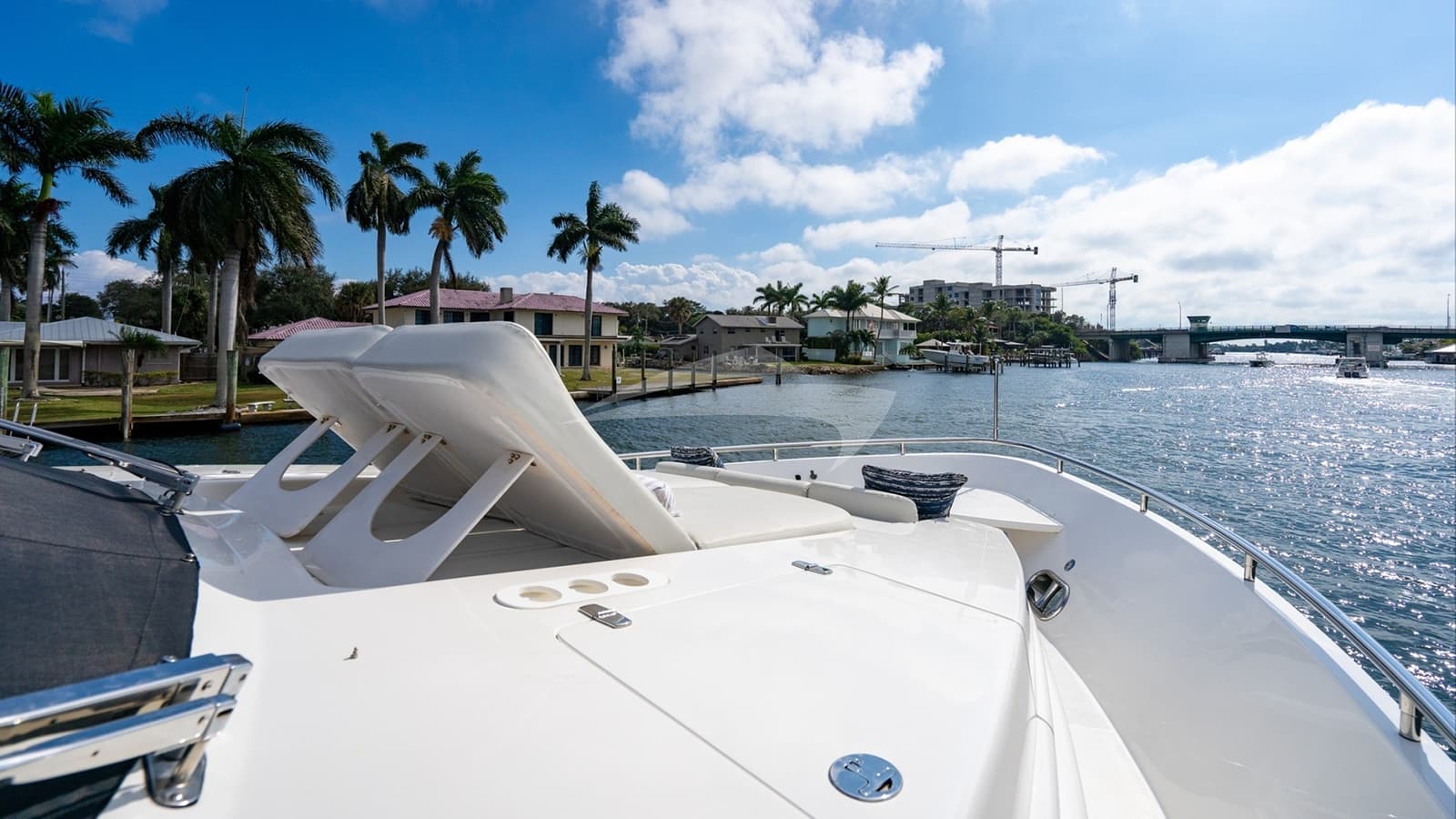 PILOT LOUNGE, photo from the yacht portfolio 29