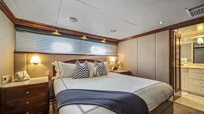 ARTEMIS Guest Stateroom