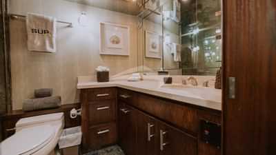 Master Starboard Bath