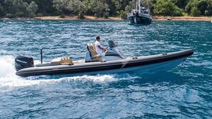 VIVA SHIRA 29m motor yacht charter, photo 11