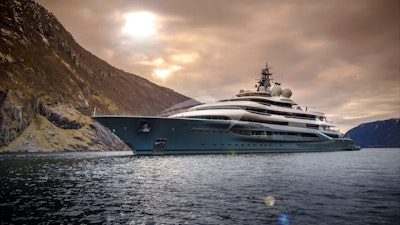 FLYING FOX luxury yacht charter video