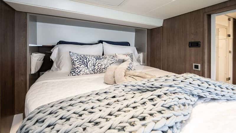 SUN DAZE 17m sailing yacht charter, photo 10