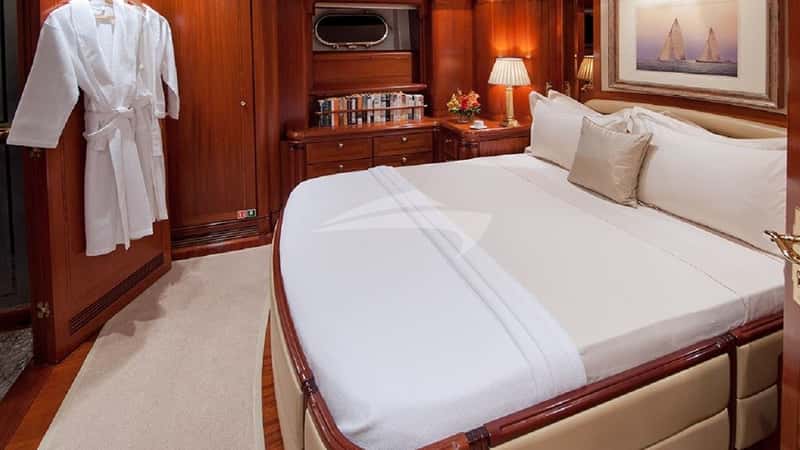 HYPERION 47m sailing yacht charter, photo 10