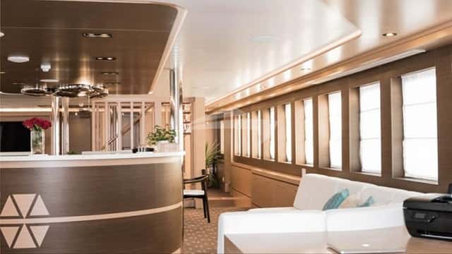 OMNIA yacht charter photo 5