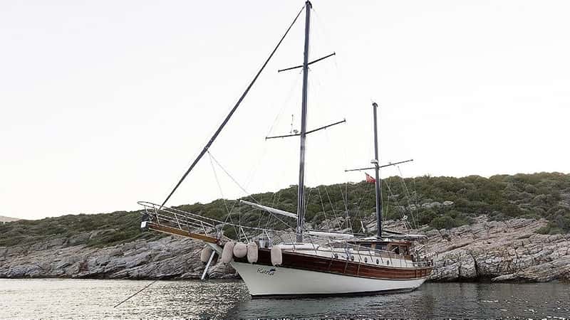KARIA 19m motor yacht charter