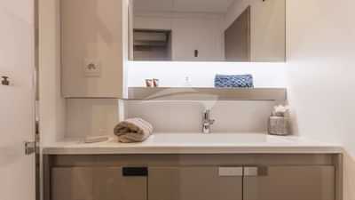 Toilet/Shower 2