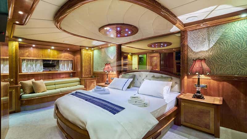 LOTUS 27m motor yacht charter, photo 6