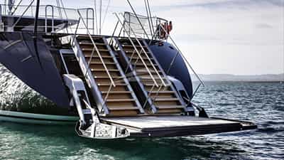 Swim platform