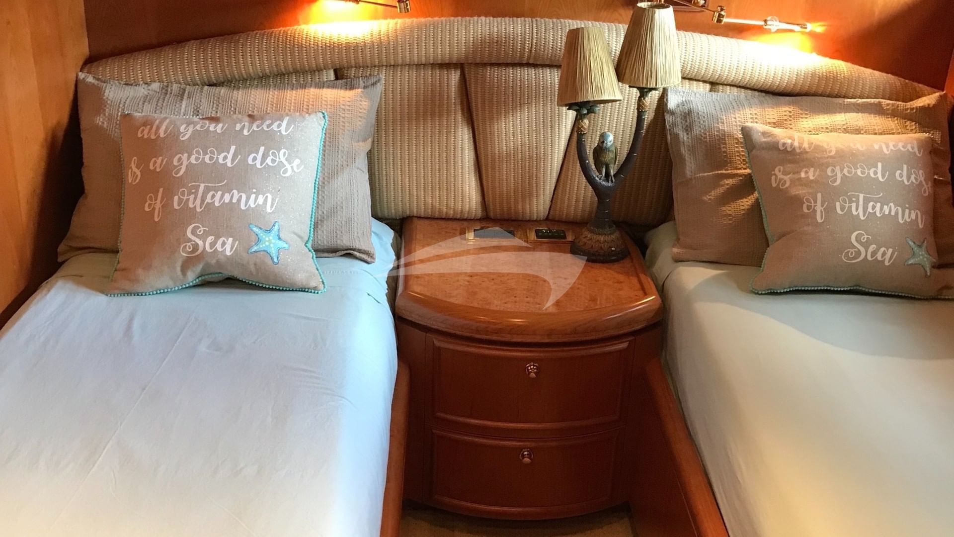 Guest stateroom #3 - twins with ensuite head/shower