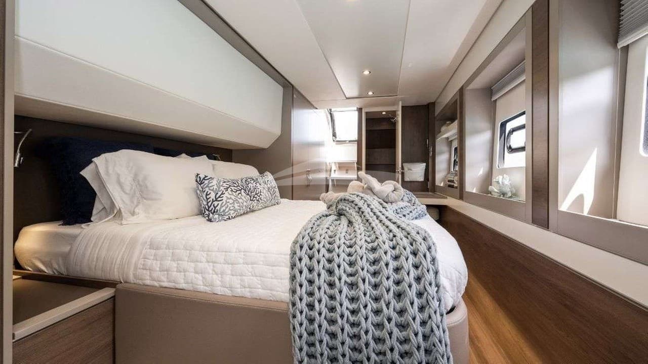 SUN DAZE, photo from the yacht portfolio 8