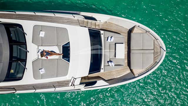 GATSBY yacht charter photo 3