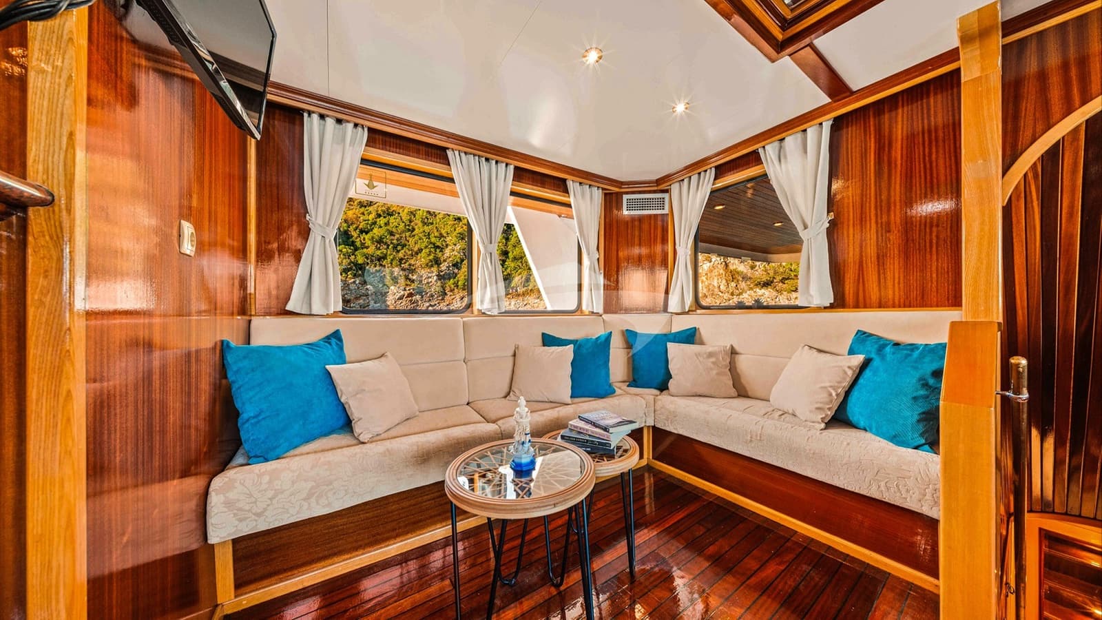 KORAB, photo from the yacht portfolio 21