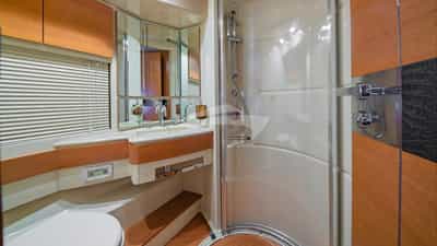 Twin Cabin Bathroom