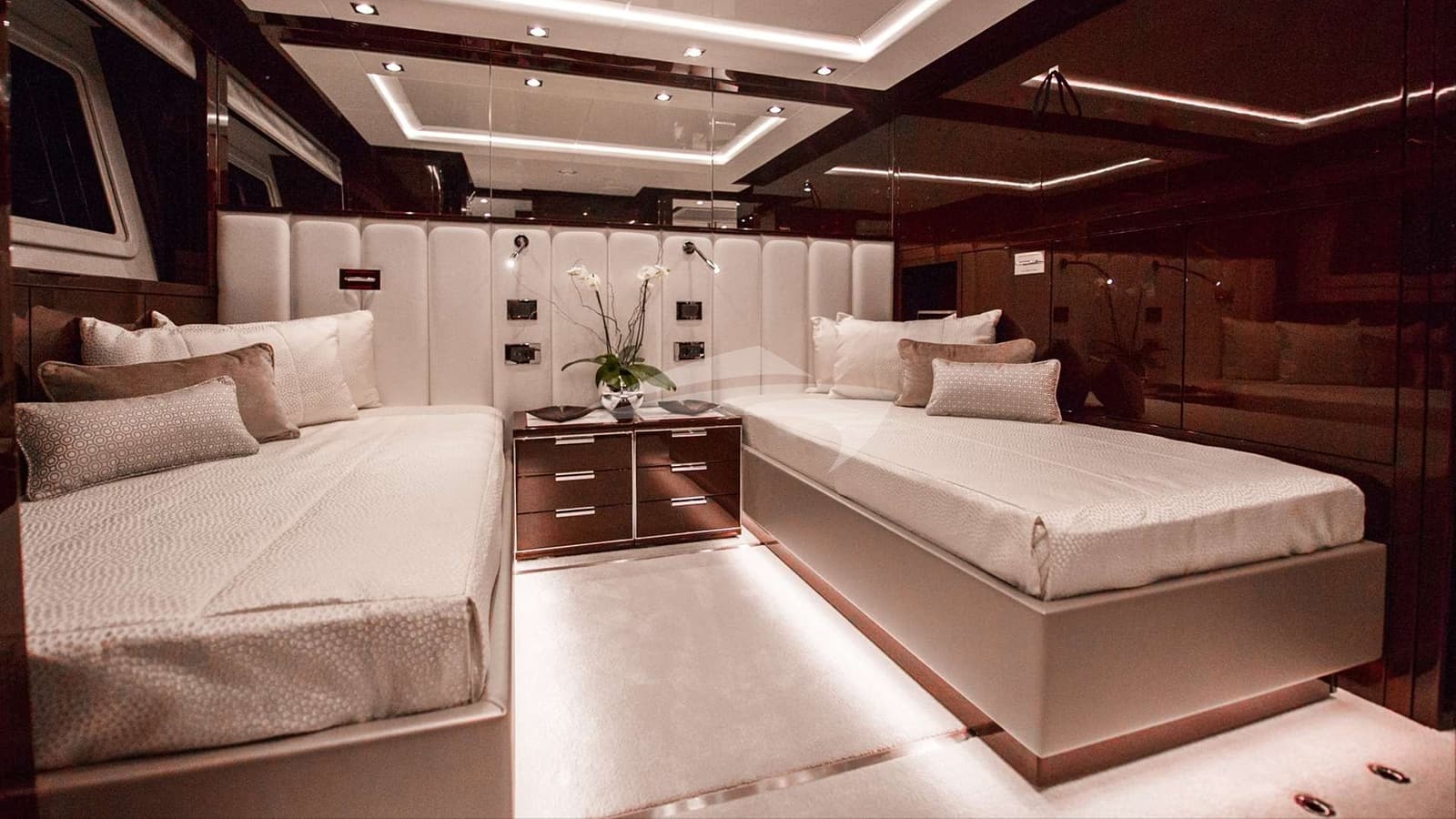 AQUA LIBRA, photo from the yacht portfolio 9