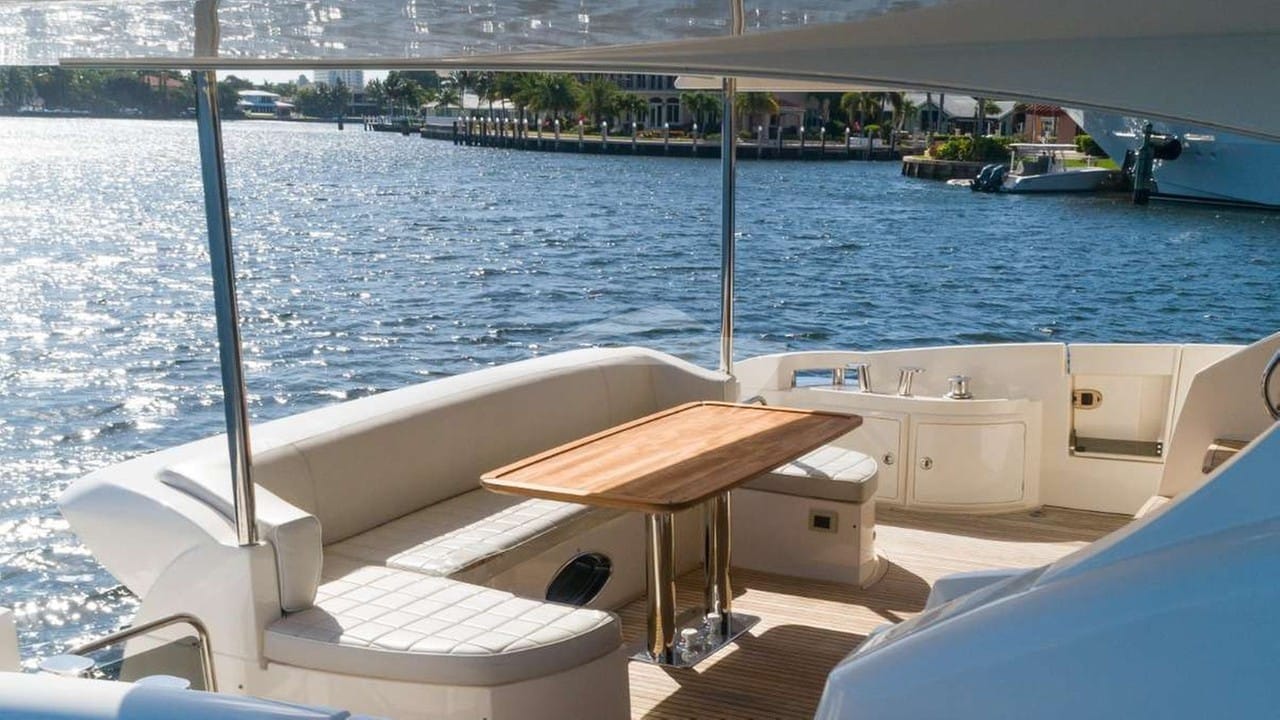 Al Fresco Dining Table