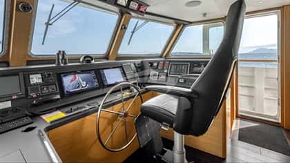ARAOK II 33m motor yacht charter, photo 12