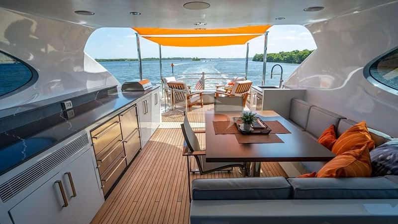 VOYAGER 27m motor yacht charter, photo 5