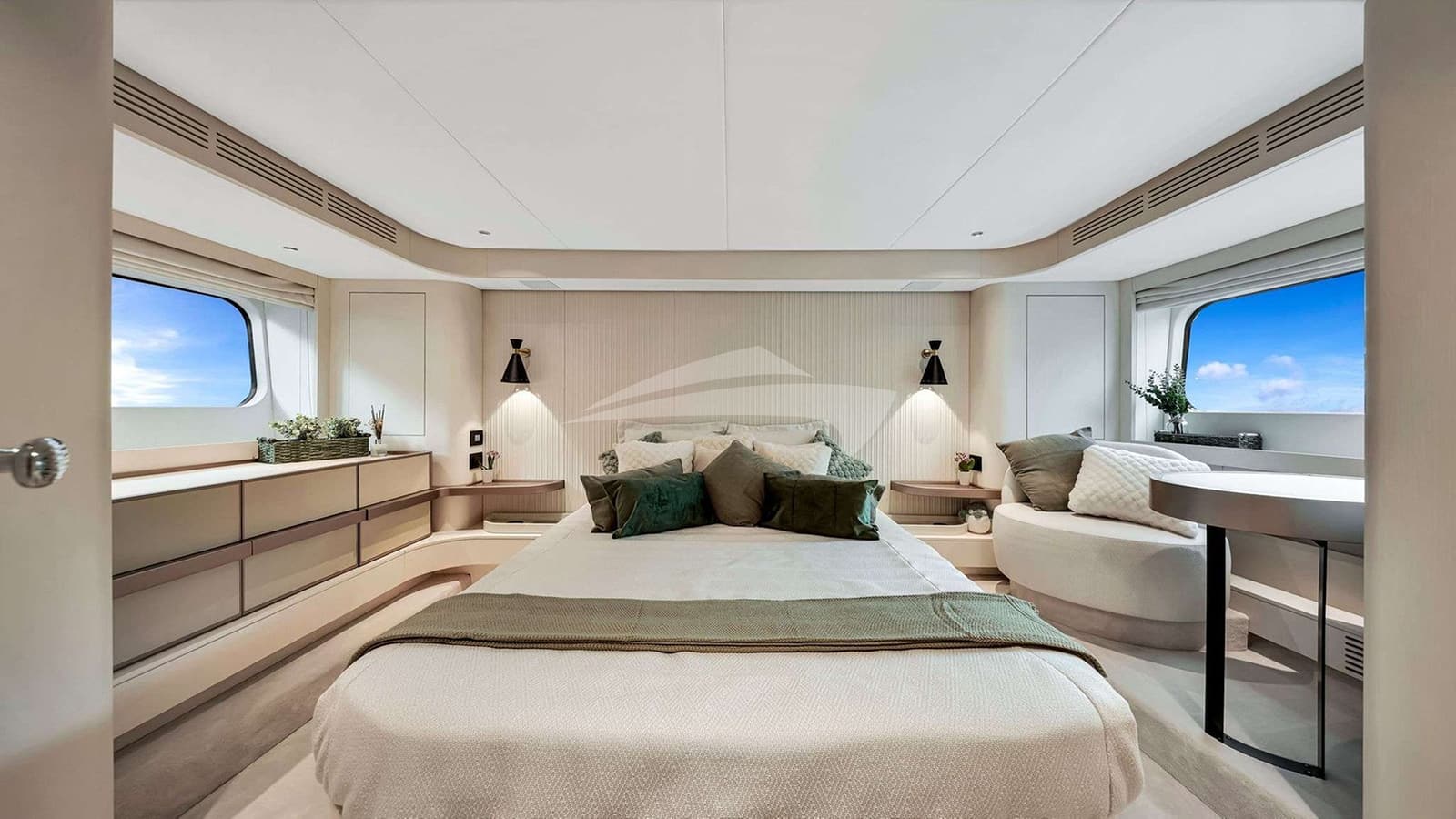 KNOT CAUGHT SLIPPIN, photo from the yacht portfolio 5