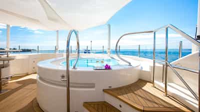 Jacuzzi