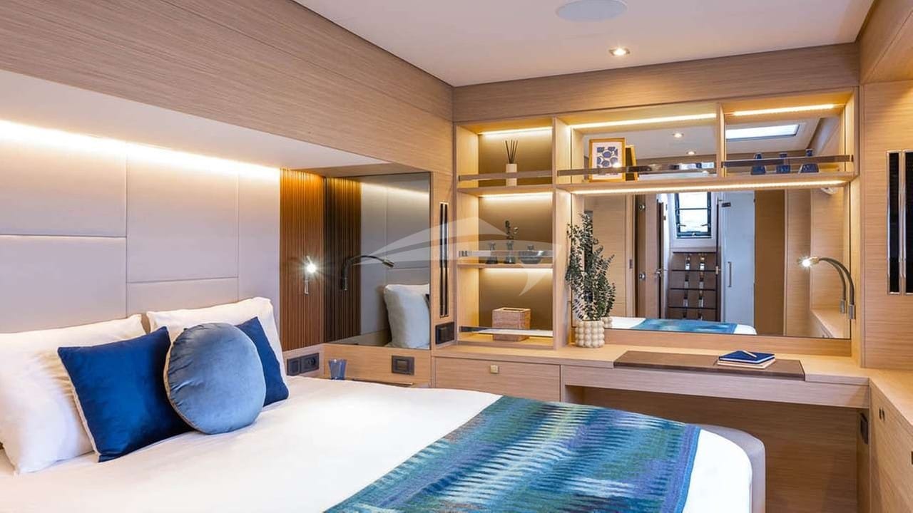 Vela Bianca East Mediterranean, West Mediterranean