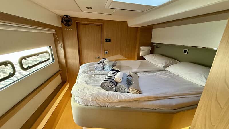 MASTERMIND II 16m sailing yacht charter, photo 8