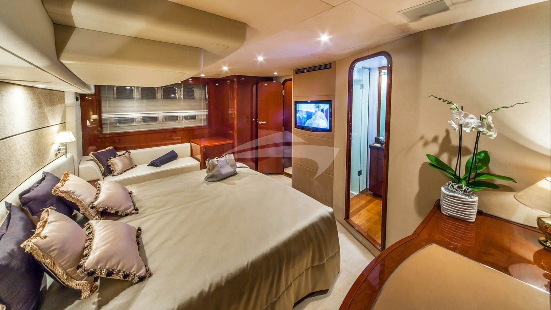 Master Cabin