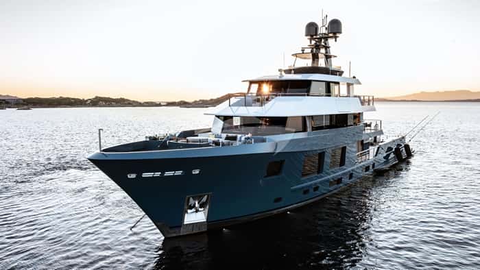 KING BENJI 47m motor yacht charter, photo 2