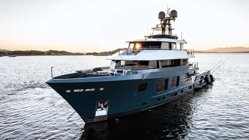 KING BENJI 47m motor yacht charter, photo 2