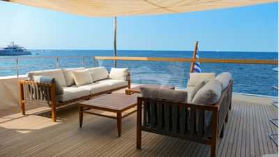 Deck Seating