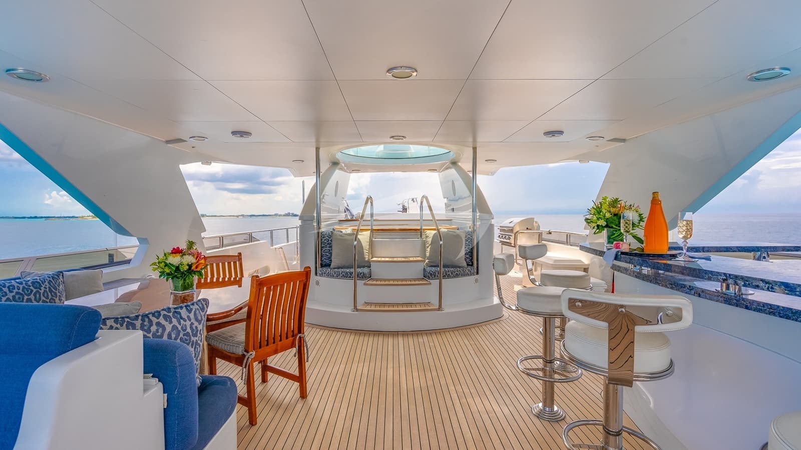 MISS STEPHANIE, photo from the yacht portfolio 26