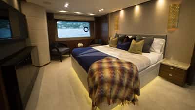 master cabin