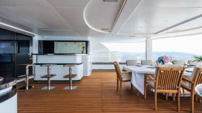 Upper deck aft