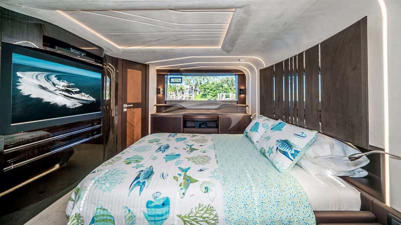 RECORD YEAR 26m motor yacht charter, photo 8