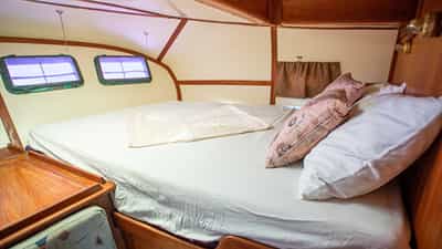 09 aft cabin 1