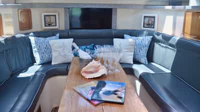 Saloon seating