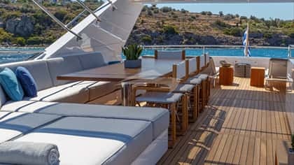SHOOTING STAR 31m motor yacht charter, photo 11