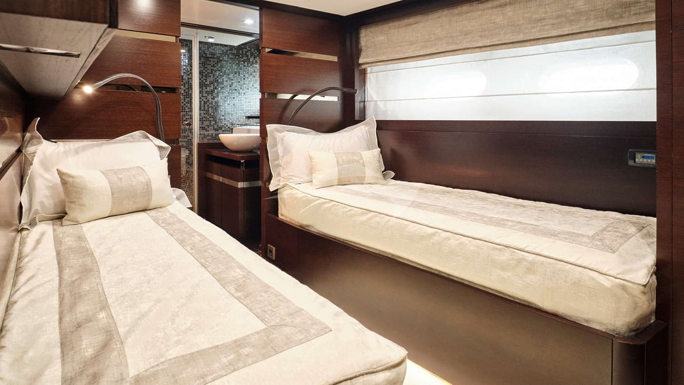 HAKUNA MATATA, photo from the yacht portfolio