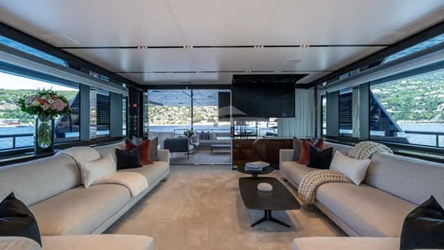 TASTY WAVES yacht charter photo 5
