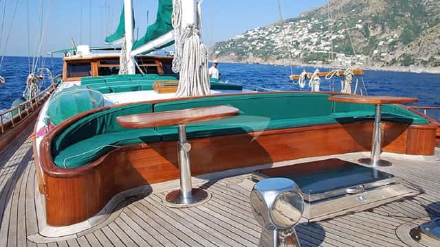 DERIYA DENIZ yacht charter photo 5