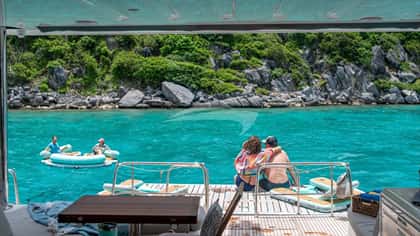 ISLAND HOPPIN' 55 17m sailing yacht charter, photo 12