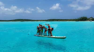 Paddleboard play