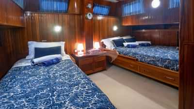 Bow Twin Cabin