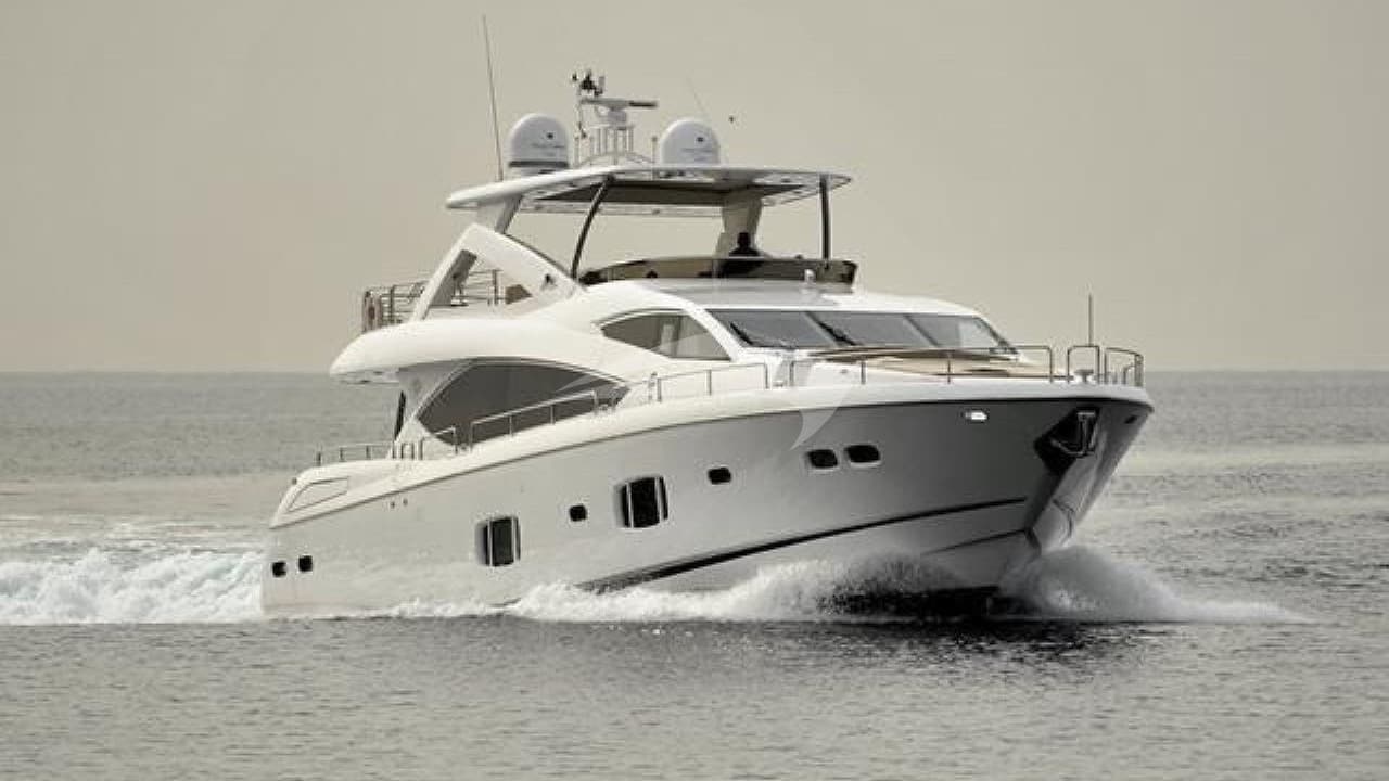 SPLASHED OUT, photo from the yacht portfolio 25