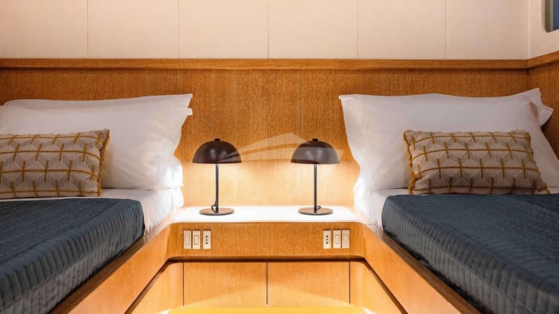 Twin Cabin