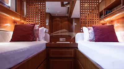 Twin Cabin