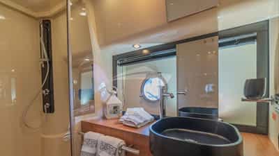 Master ensuite