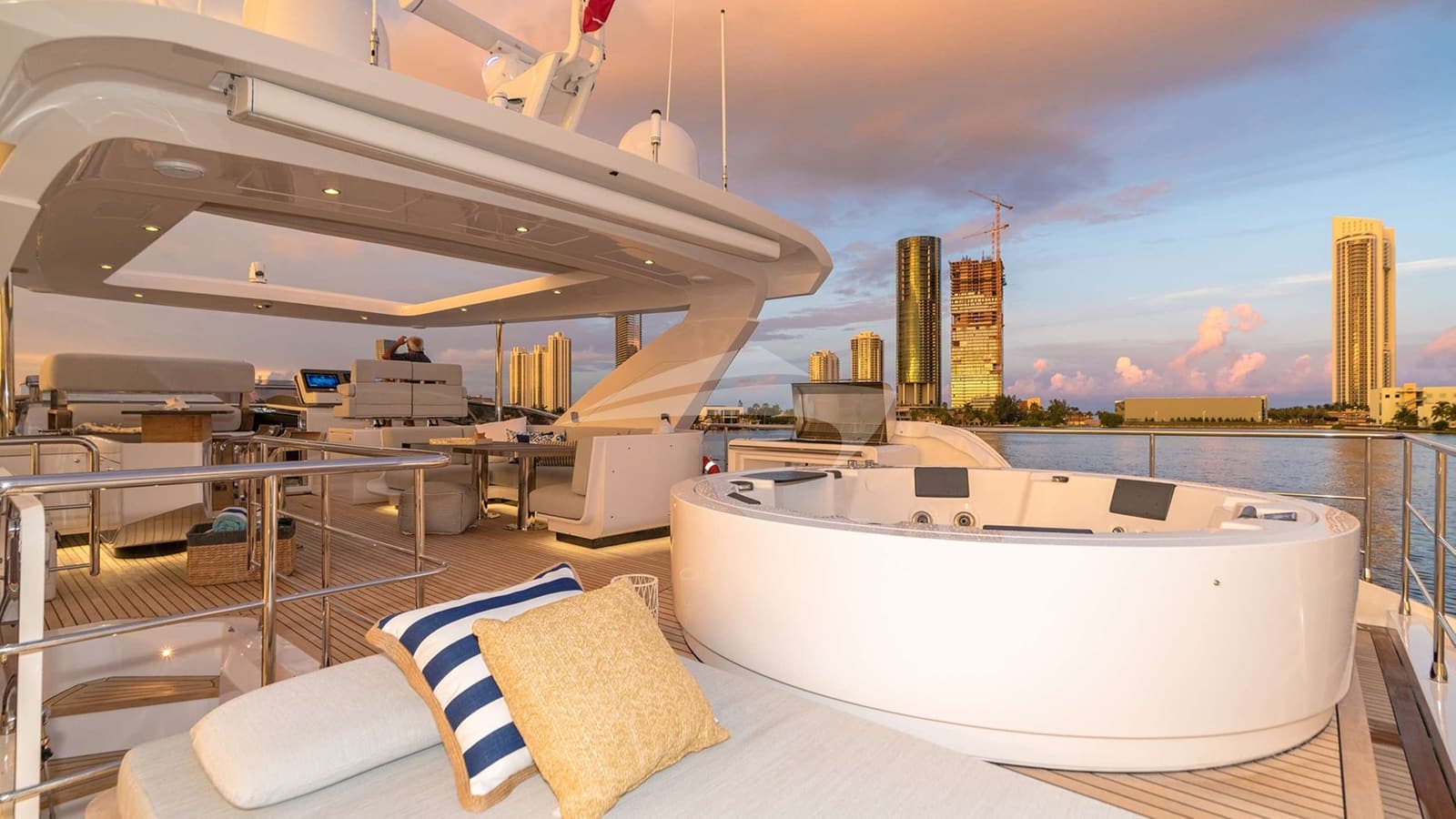 CLOUD 9, photo from the yacht portfolio 17