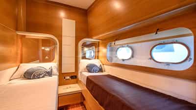 Twin Cabin